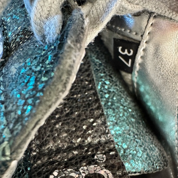 P448 Soho Low-Top Slip-On Sneakers Glitter Green, Size 37 - Picture 10 of 10